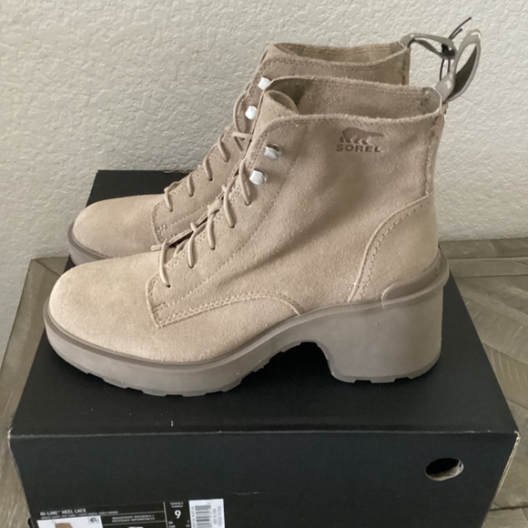 SOREL Hi-Line Waterproof Lace-Up Boot (Women) 9M - Picture 7 of 10